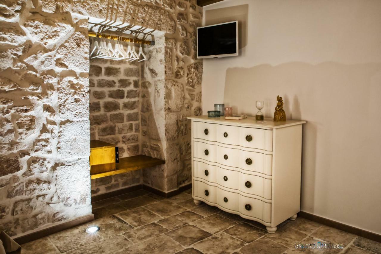 Beatrice Rooms Конверсано Экстерьер фото
